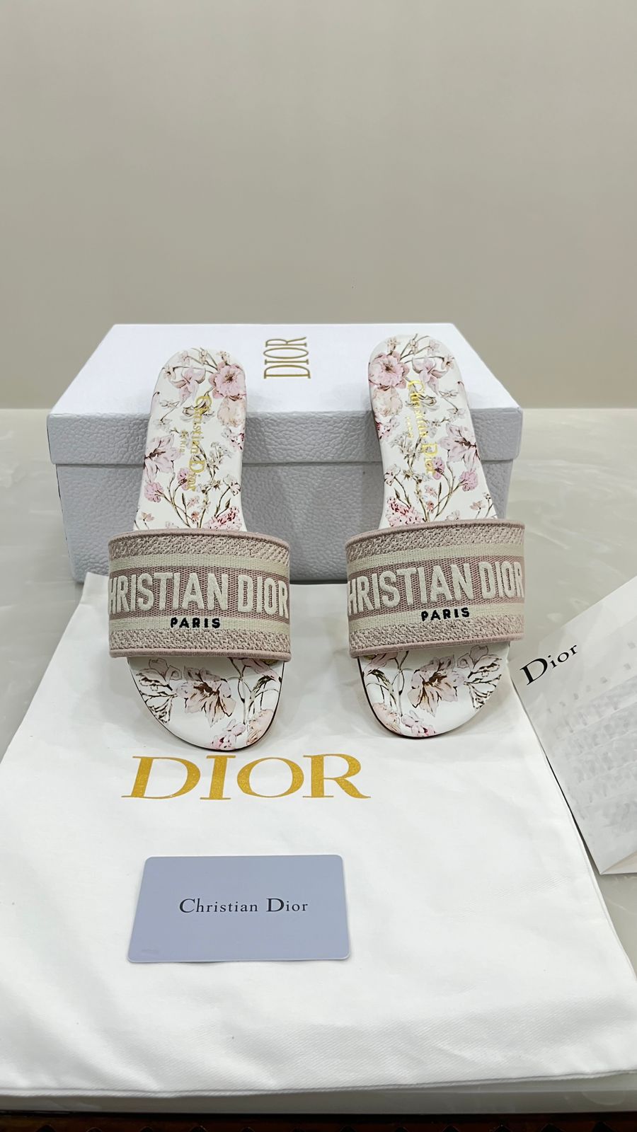 Dior flats