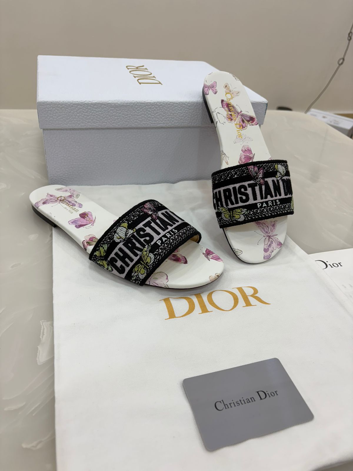 Dior flats