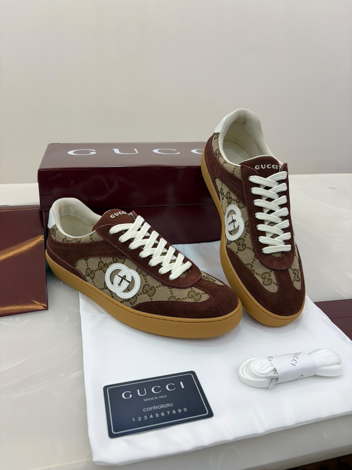 Gucci Men's G75 sneaker Dark brown Sued
