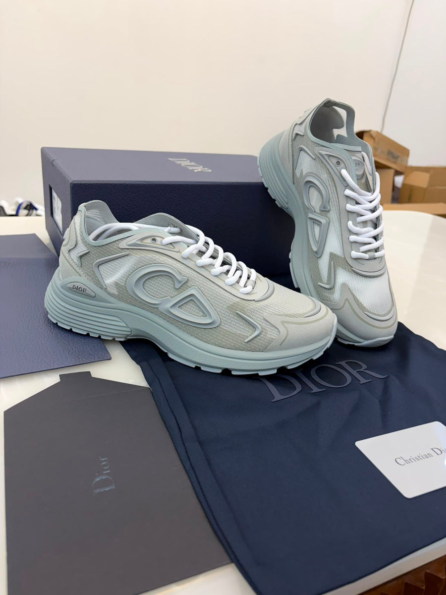 Dior B30 sneakers in a gray with white laces