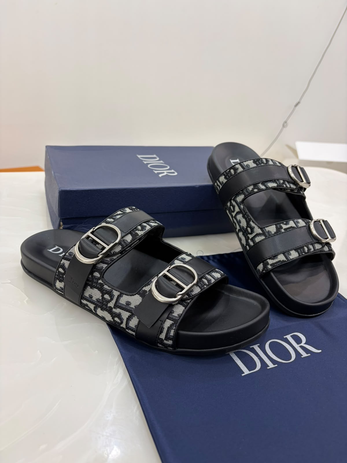 Dior Aqua sandals