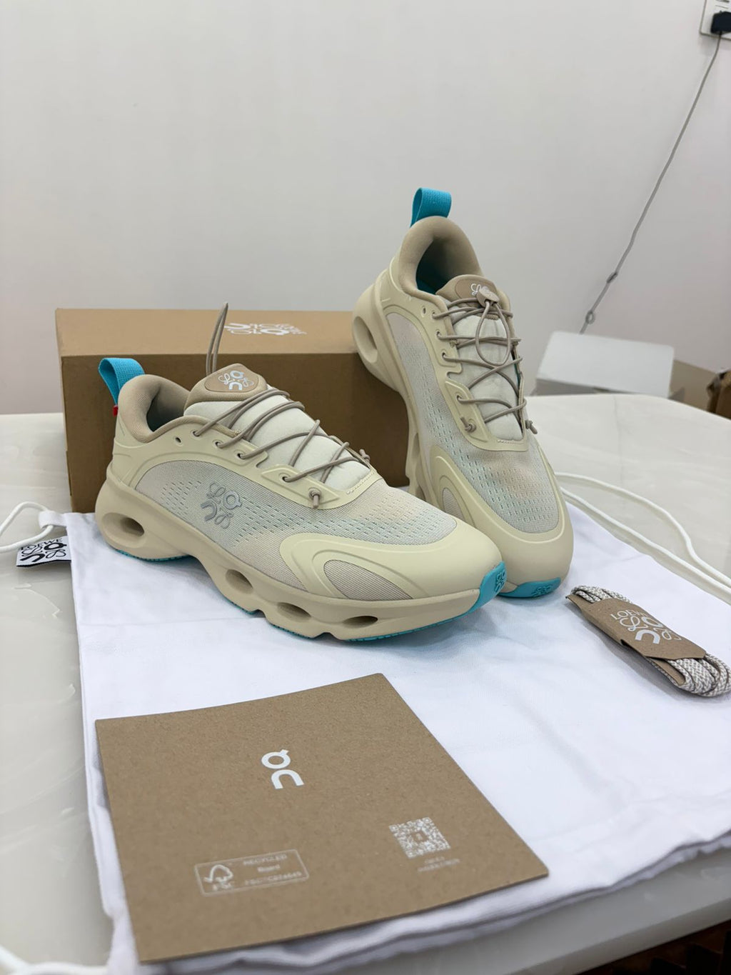 LOEWE x On Cloudsolo sneakers