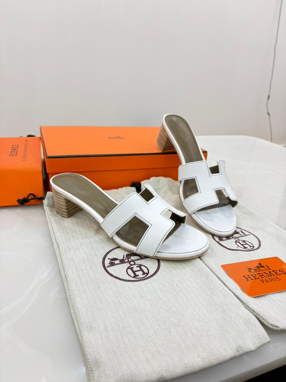 White Hermès Oasis sandals