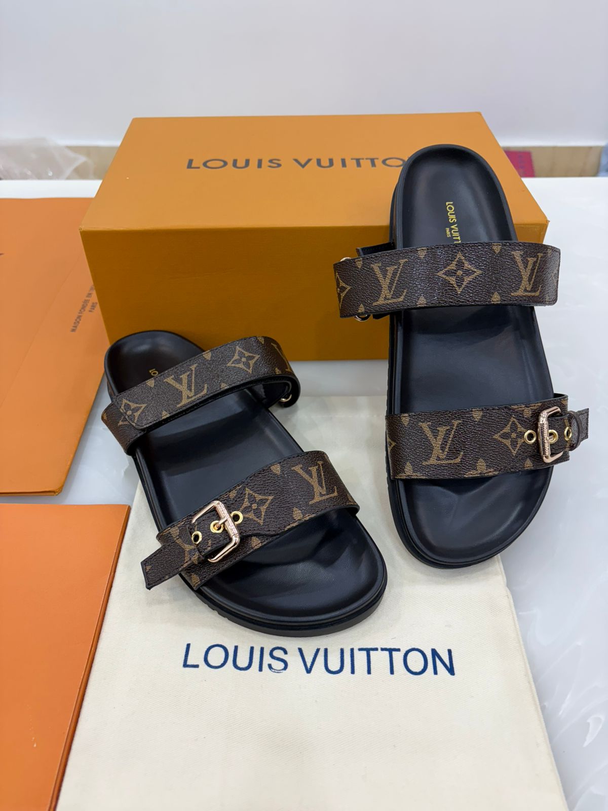 Louis Vuitton Bom Dia Flat Comfort Mules