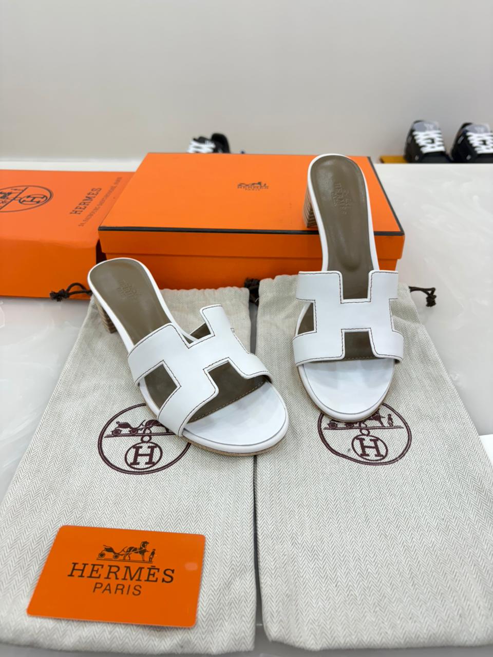 White Hermès Oasis sandals